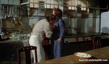 Großer Hintern im pornos mit älteren damen schwarzen Schwanz