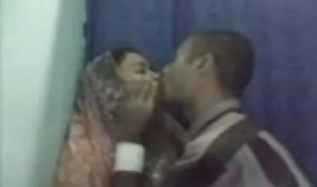 D-Azzzz Doggystyle nackte alte hausfrauen