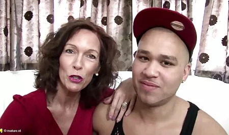 MILF fickt draußen geilereife