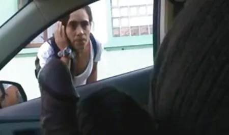 Touch Ass in der U-Bahn porno mit reifen 13