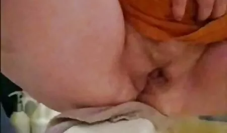 Zufälliges Mädchen nackte reife schlampen wird gefickt 193