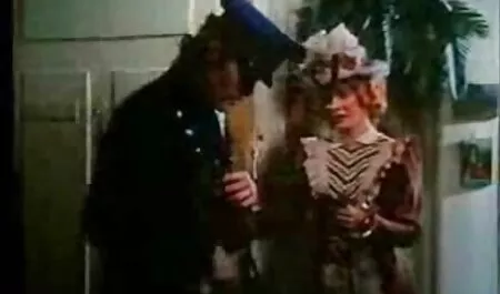 schwarzes reife frauen mit geilen titten Küken saugt weißen Schwanz pov