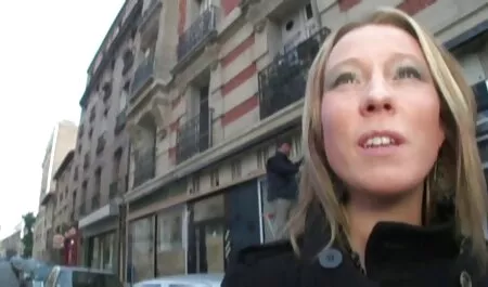 Casted gratis oldiepornos Brit Pussyfucked während des Interviews