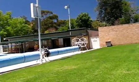 Amateurküken reife frau fickt jungen boy bekommt ihr Sperma