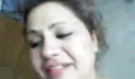 Girls Out West - Süße Amateur-Lesben in der Fahrradwerkstatt reife weiber gefickt