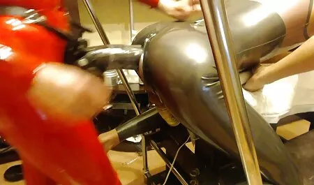 Fußfetischistin fickt eine reife sex filme junge Blondine und kommt auf ihre Füße