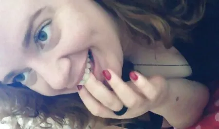 Angelica Analdusche pornos mit reifen frauen gratis