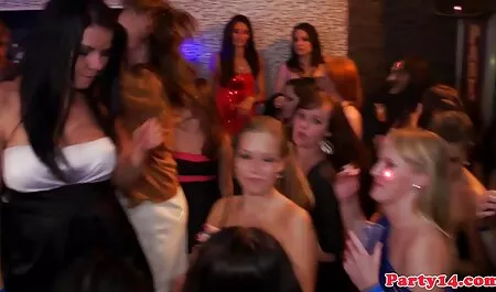 Milf vor der Kamera x2 pornos mit älteren frauen kostenlos