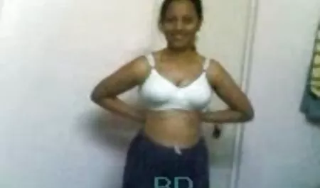 Sweetys gratis oldieporno Dreier im Hilton