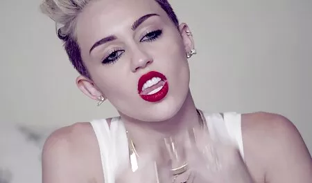 CFNM Domina reifer Arzt, der reife frau gefickt einen jungen Mann untersucht