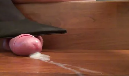 Die heiße alte reife mösen blonde Latina nimmt einen schwarzen Schwanz in alle Löcher am Pool