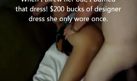 Frau reife gruppensex in Strümpfen anal mit Faust, Flasche und Schwanz