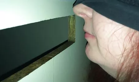 Super Cutie deutsche reife frau fickt jungen ist in einer blauen Stimmung